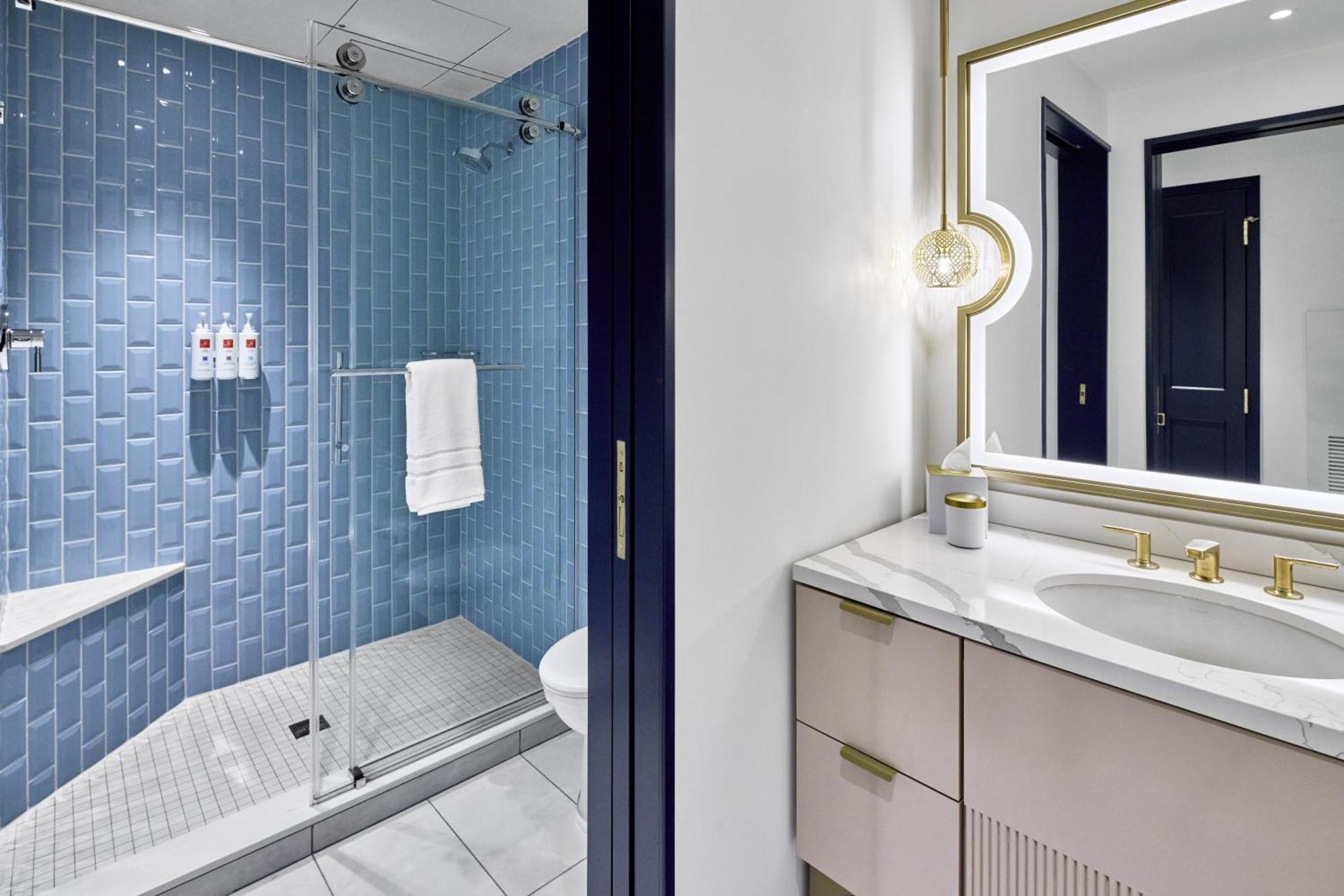 Universal'S Helios Grand Hotel, A Loews Hotel Williamsburg Buitenkant foto